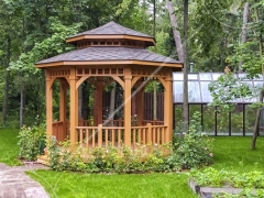 Восьмигранная беседка с двухуровневой крышей
